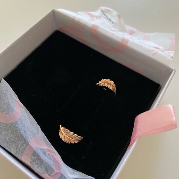 Pandora 14k Rose Gold Feather Stud Earrings - Picture 7 of 11